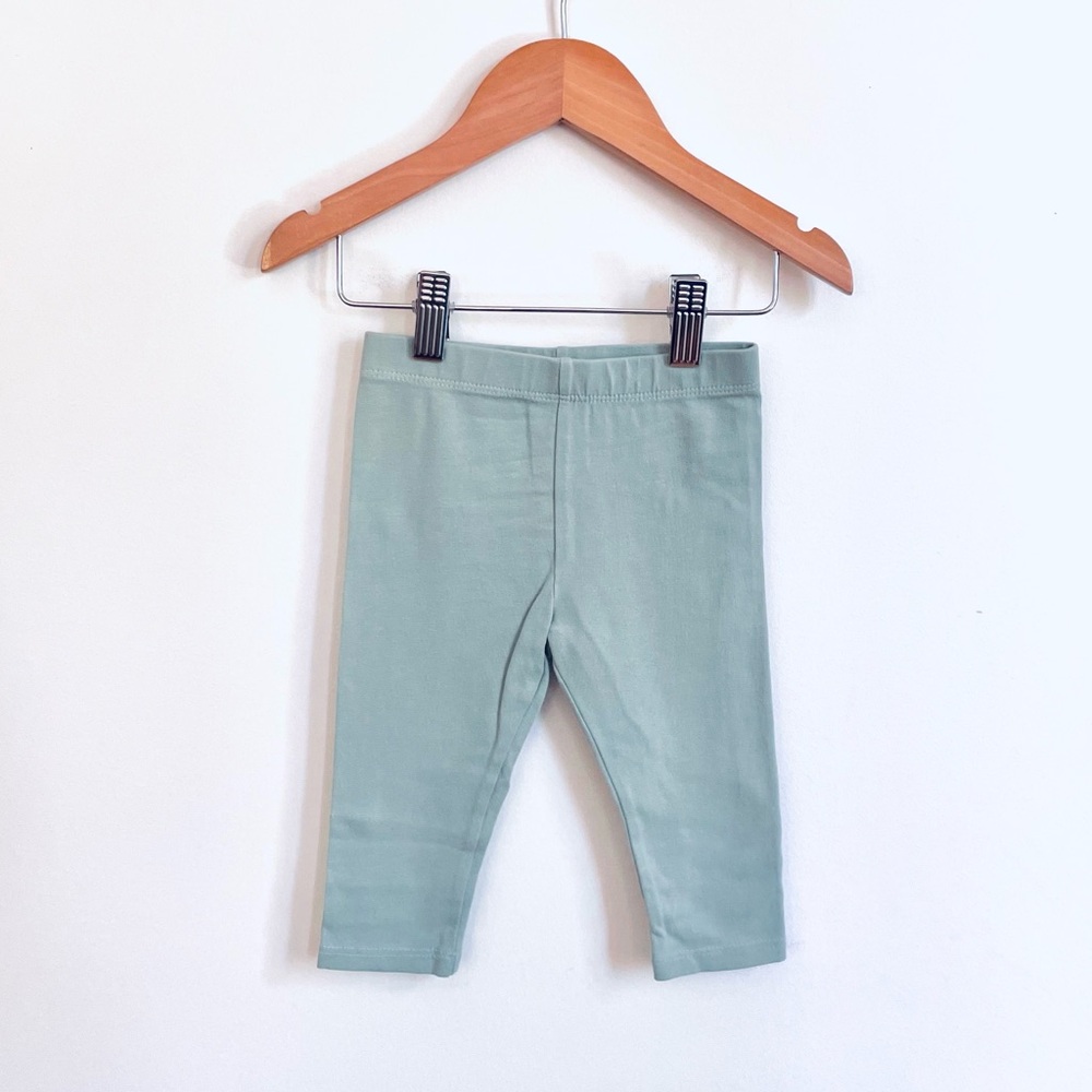 6/$20💥NEW Toddler Bike Shorts / Capri Cropped Leggings, Sage Green, Under Knee